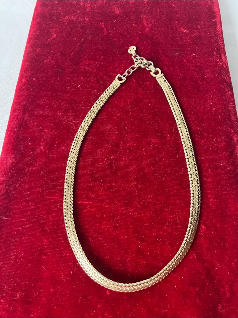 Vintage Christian Dior Goldtone Herringbone Mesh Short Necklace 70s 80s.